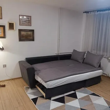 And Quiet Apartament *